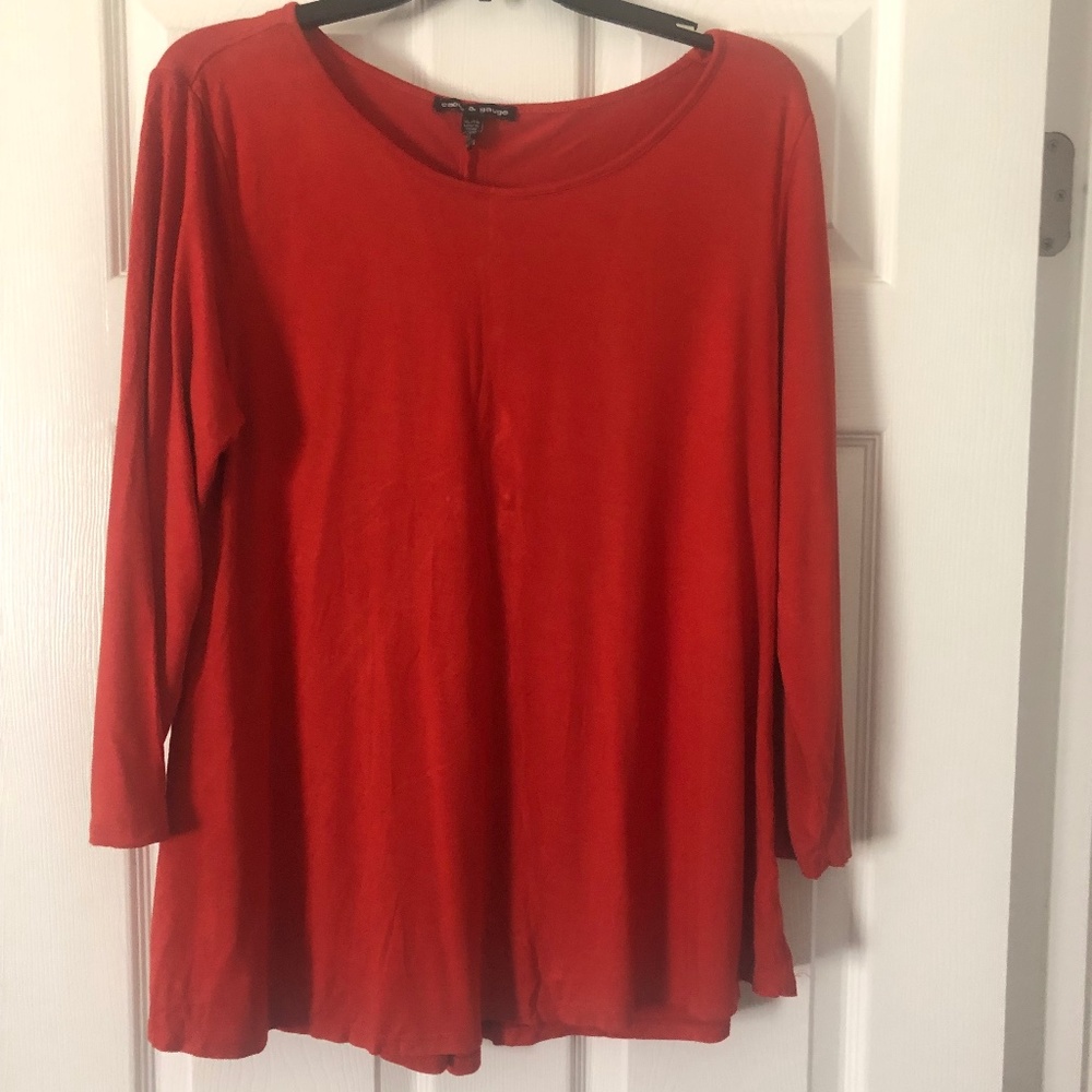 Women’s Red Cable & Gauge Shirt